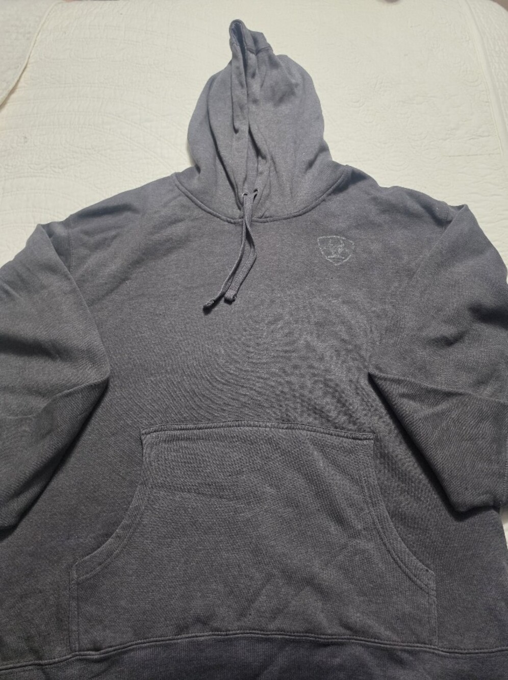 Ariat Men's Dark Gray Pullover Hoodie with Subtle Chest Emblem